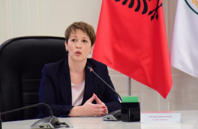 Identifikimi biometrik i votuesve/ KQZ teston pajisjet që do të përdoren në qendrat e votimit