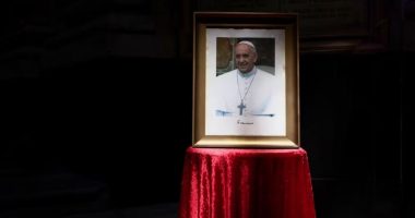 Shqipëria nderon Papa Françeskun/ Më 26 prill lamtumira për Atin e Shenjtë, shpallet ditë zie kombëtare