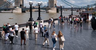 Ligji i ri: Qytetarët e BE-së duhet të kenë autorizim dhe të paguajnë tarifë për të hyrë në Mbretërinë e Bashkuar (Lista e plotë)