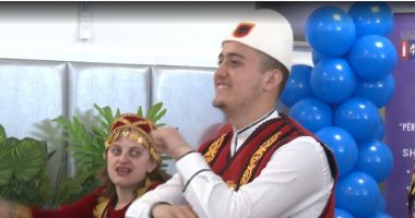 Sfida ndaj autizmit/ Nëna mesazh prindërve: Të fortë për fëmijët tanë