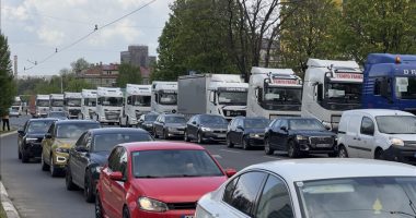 Bosnje e Hercegovinë, qindra shoferë kamionësh në protestë për kushte më të mira
