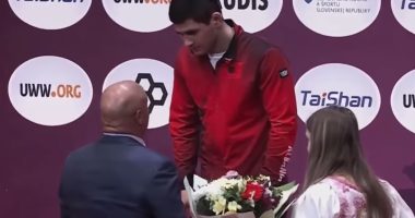 Skandal në ceremoninë e medaljeve/ Presidenti i Federatës ruse sulmon Valiev. KOKSH: Rast i paprecendentë