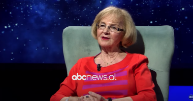 Një divë në skenë si Edith Mihali, artistja zgjedh që të tregojë për veten përmes artit