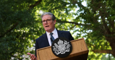 Britania i pezullon bisedimet tregtare me Izraelin për shkak të ofensivës së re në Gazë