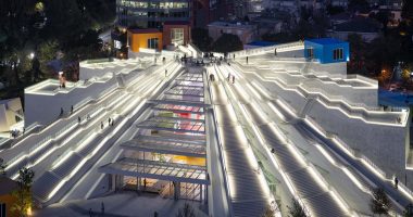 “Tirana e transformuar”, Bloomberg: Piramida e Tiranës përfaqëson një Shqipëri në ndryshim