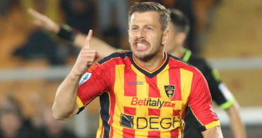 “Bomberi” Ylber Ramadani/ Nga stoli në lavdi, ylli kuqezi është hero te Lecce