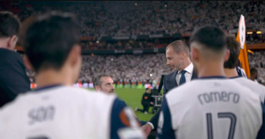 UEFA, gafë me medaljet/ Tre futbollistë të Tottenham u “harruan” gjatë ceremonisë