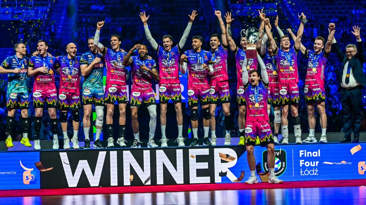 Italia dominon Europën/ Champions fitohet nga të kaltrit për meshkuj e femra