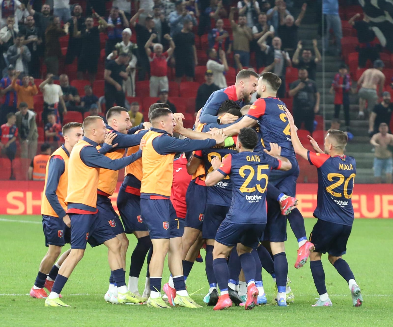 Vllaznia mund Dinamo City n në  Arenën Kombëtare  dhe siguron finalen e madhe të 12 majit për titullin kampion