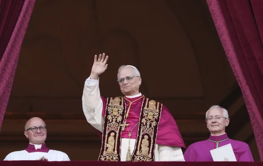 Emri i Papës, Leoni XIV/ Prevost përshëndet besimtarët në sheshin “Shën Pjetri”