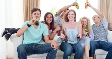 Agjencia Evropiane e Barnave: Adoleshentët evropianë të ekspozuar ndaj rreziqeve të reja të varësisë