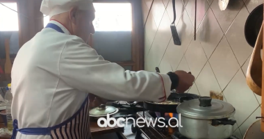 Si ushqimi ndihmon turizmin/ Gjirokastra e shijes dhe historia e kuzhinierit që ruan traditën