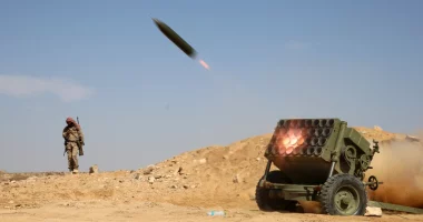 Grupi Houthi sulmon aeroportin e Tel Aviv, paralajmëron Izraeli: Do të përgjigjemi