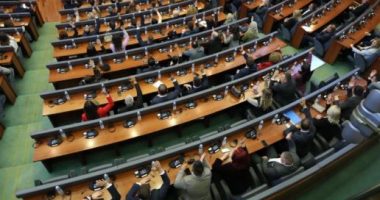 Vijon ngërçi politik në Kosovë/ Dështon edhe përpjekja e 16-të për konstituim