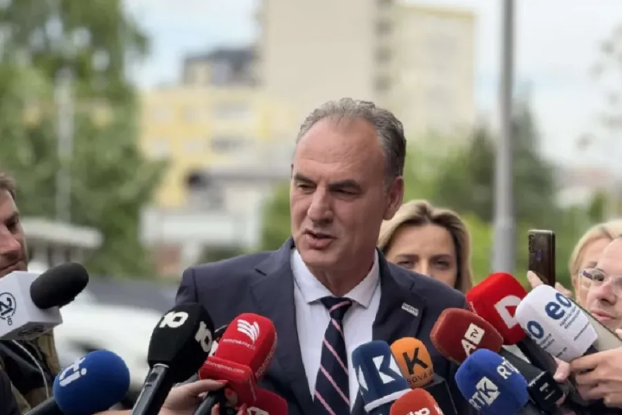 “Hapa drejt daljes nga zhbllokimi”, Limaj: Kemi një marrëveshje “gentelmane” me Lëvizjen Vetëvendosje