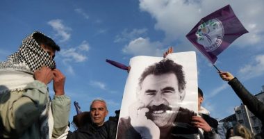 PKK-ja kurde shpërbëhet dhe i jep fund kryengritjes së armatosur në Turqi