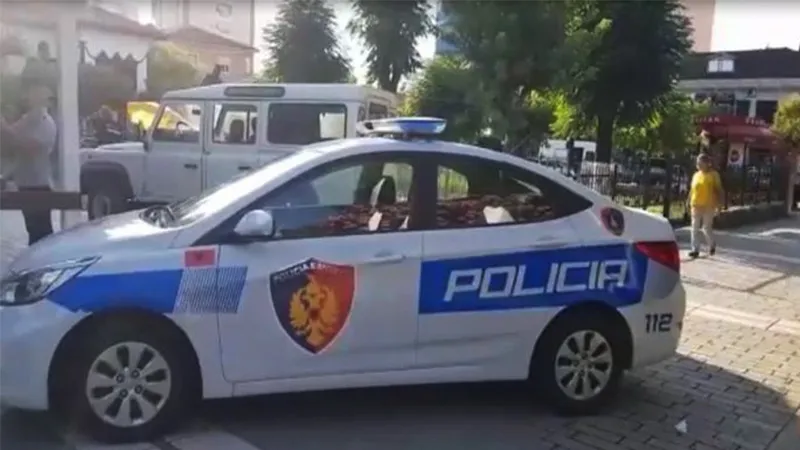 Tjetër rast i fotografimit të votës/ Pas Elbasanit, arrestohen një votuese në Tiranë