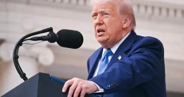 Masat kundër emigracionit, Trump vendos kuotën për të arrestuar tre mijë persona në ditë