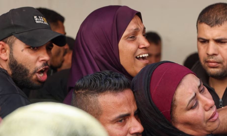 Sulmet izraelite vrasin të paktën 59 palestinezë në Gazë