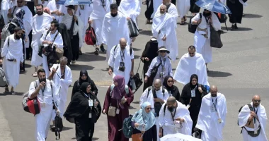 Pelegrinazhi në Mekë, në shumë vende myslimane ka lista pritjeje për Haxhin