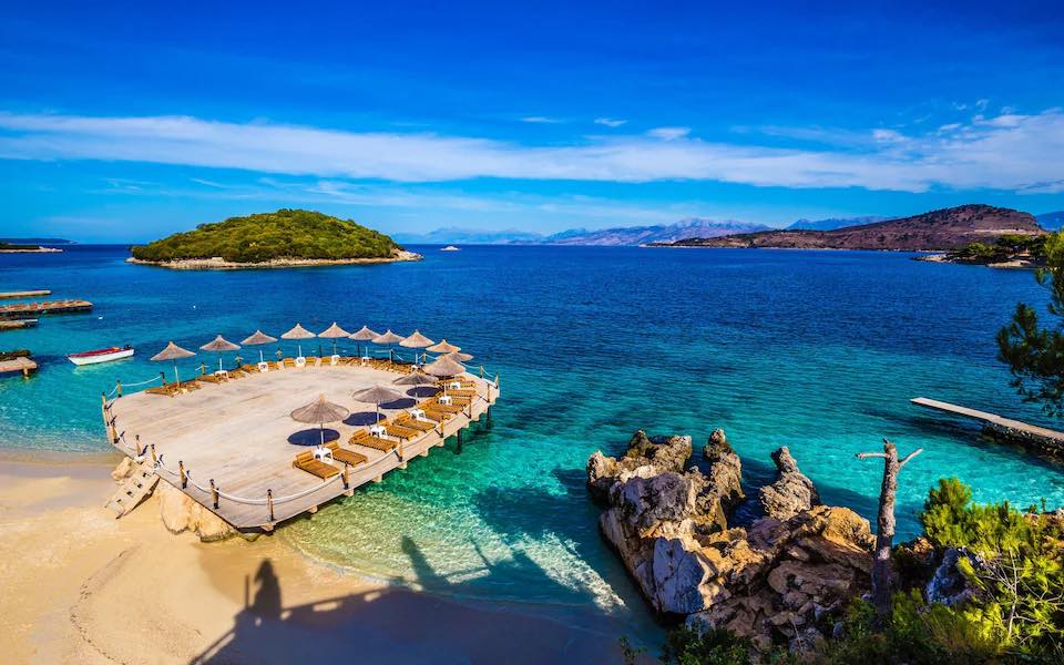 “The Telegraph” rekomandon Shqipërinë për pushime/ Rama: Aty ku kombinohet natyra me trashëgiminë kulturore