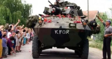 Dita e çlirimit/ Shënohet 26-vjetori i hyrjes së trupave të NATO-s në Kosovë