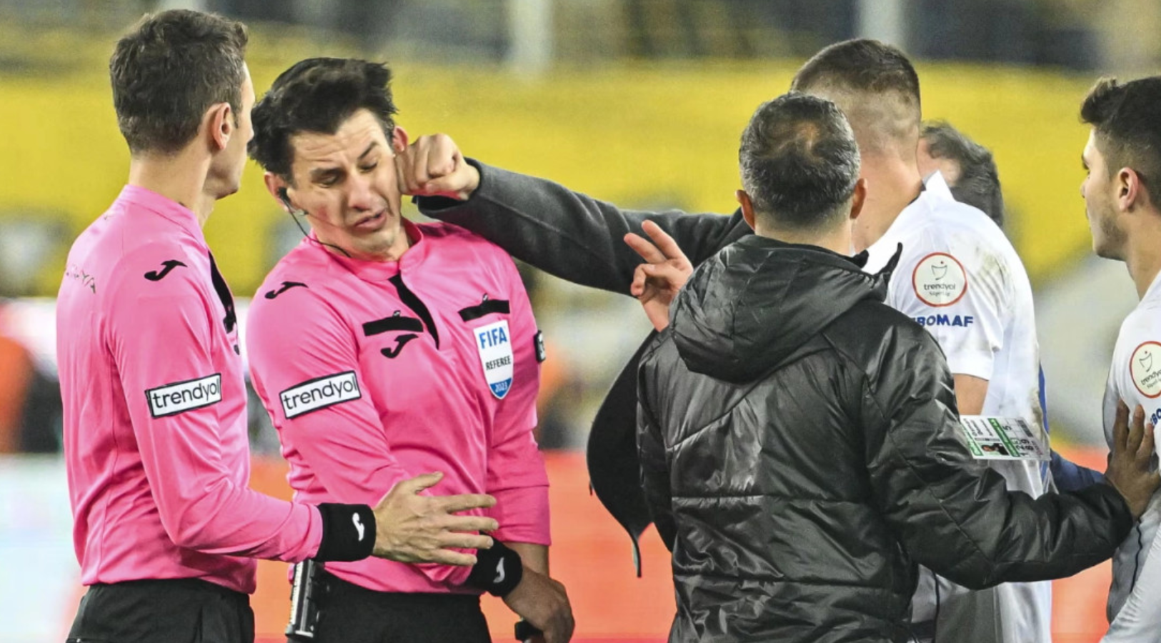 “Bilbil” turk për Shqipërinë/ Një vit më parë u dhunua në fushë, UEFA zgjedh Halil Meler