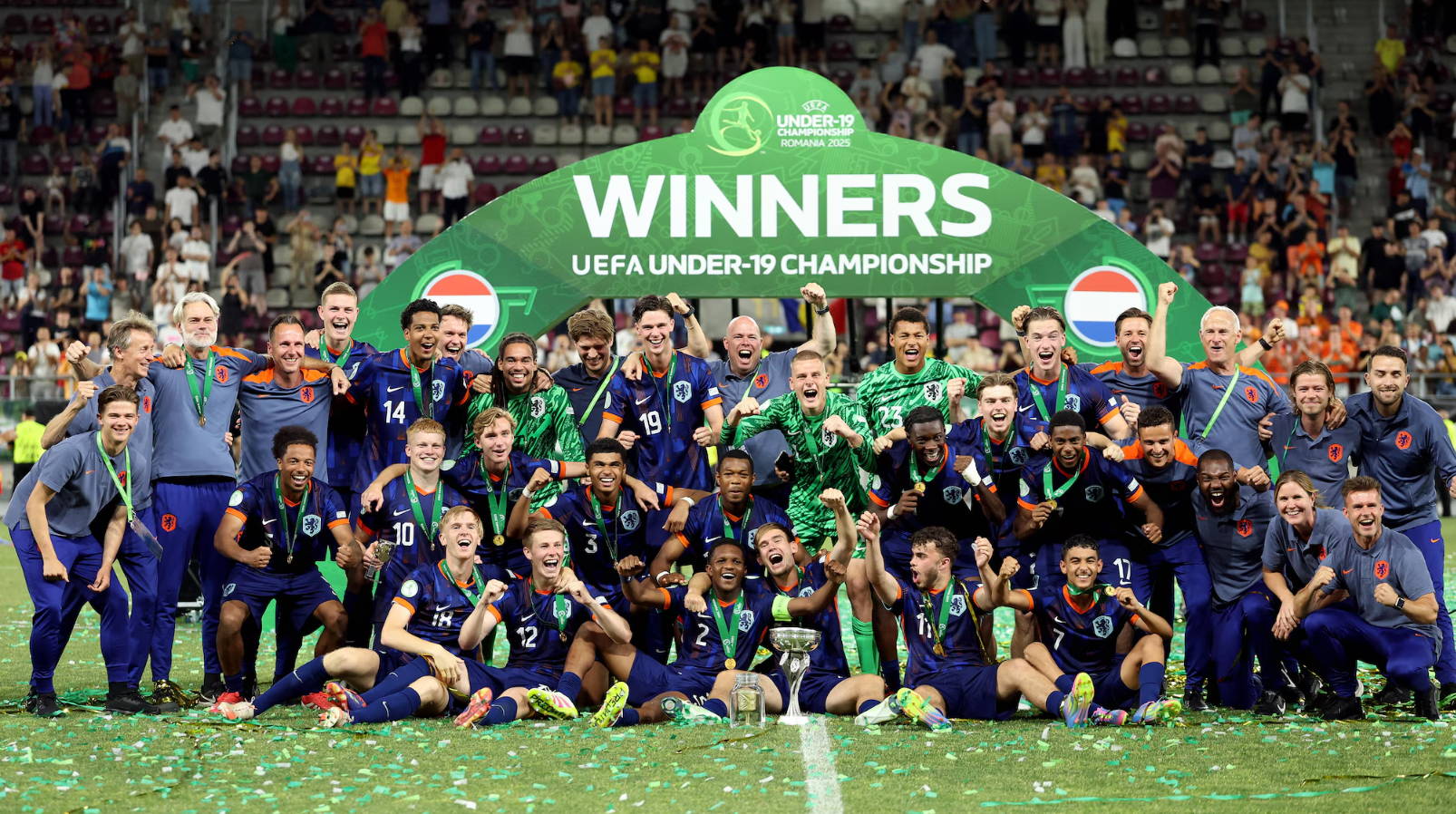 “Tulipanët” e rinj pushtojnë Europën/ Holanda fiton “Euro U19”, mundi në finale 1-0 Spanjën