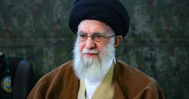 Udhëheqësi suprem i Iranit: Izraeli po ndëshkohet