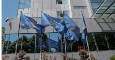 Kosova hap dyert për migrantët nga SHBA/ Qeveria e Prishtinës: Jemi gati për kërkesën e Washingtonit