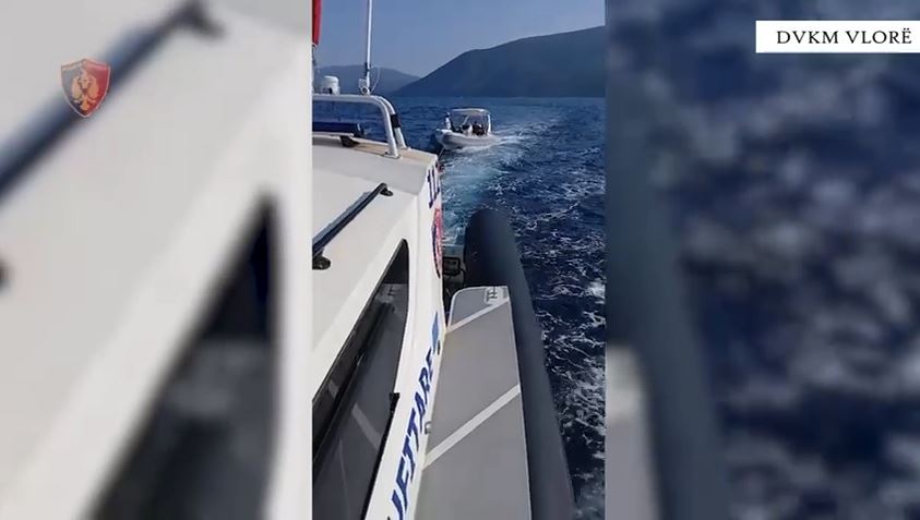Kishin mbetur të bllokuar në ujërat e Jonit  Policia Kufitare e Vlorës u vjen në ndihmë tetë pushuesve