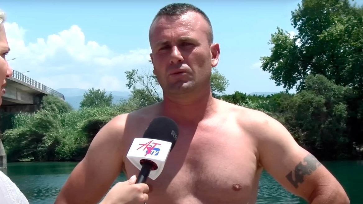 Akti heroik i shqiptarit në Greqi, shpëton nga mbytja dy fëmijë të mitur