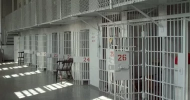 EMRI/ Ndërron jetë i burgosuri në burgun e Lezhës