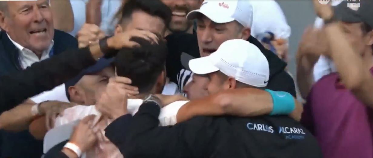 Alcaraz, “mbret” në Paris/ Finale spektakolare në “Roland Garros”, spanjolli mund 3-2 Sinner