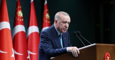 “Do të qëndrojmë larg ferrit”/ Erdogan: Turqia nuk do të përfshihet në luftë me Iranin