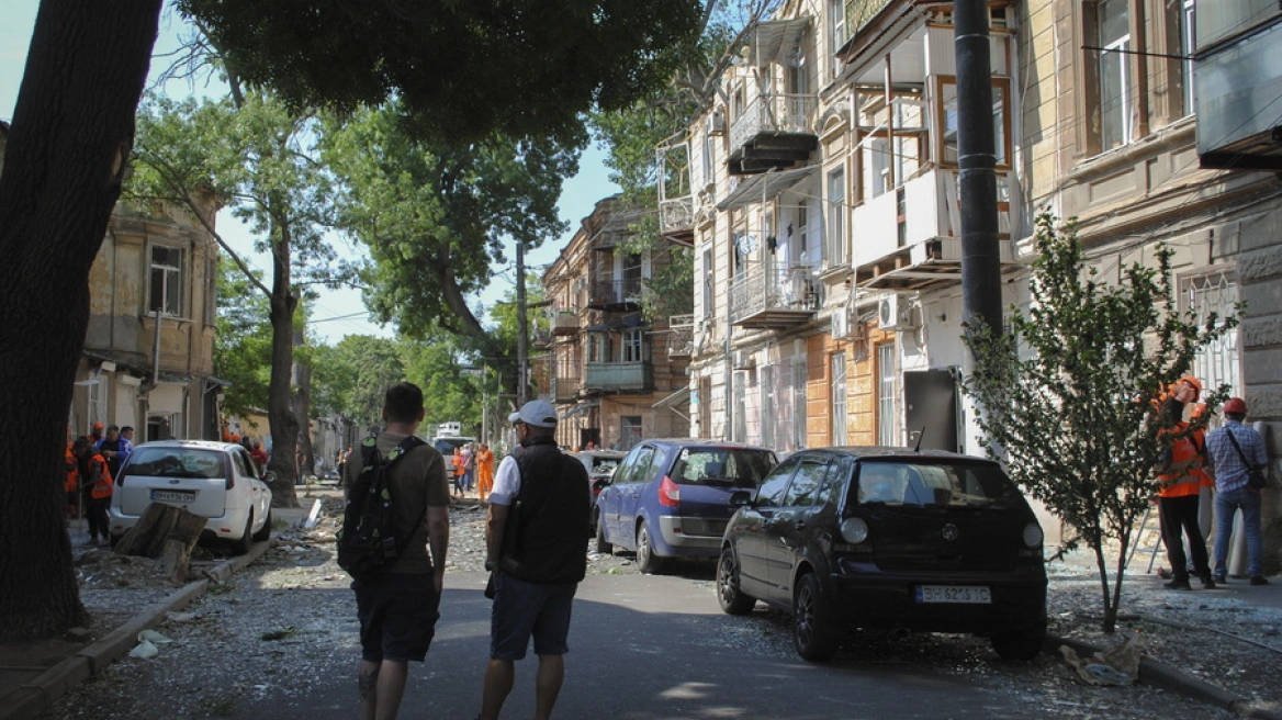 Kievi gjen trupat e mbi 1 mijë ushtarëve të vrarë në luftë me Rusinë, janë kthyer në Ukrainë