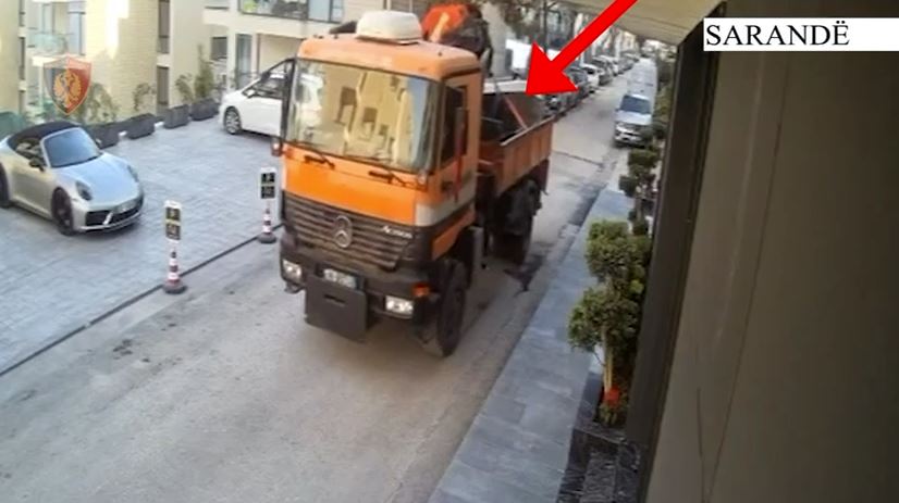 “Silent Crossing” në Sarandë/ Trafikuan mjete lundruese ilegalisht. Vihet në pranga 23 vjeçari, në kërkim tre të tjerë