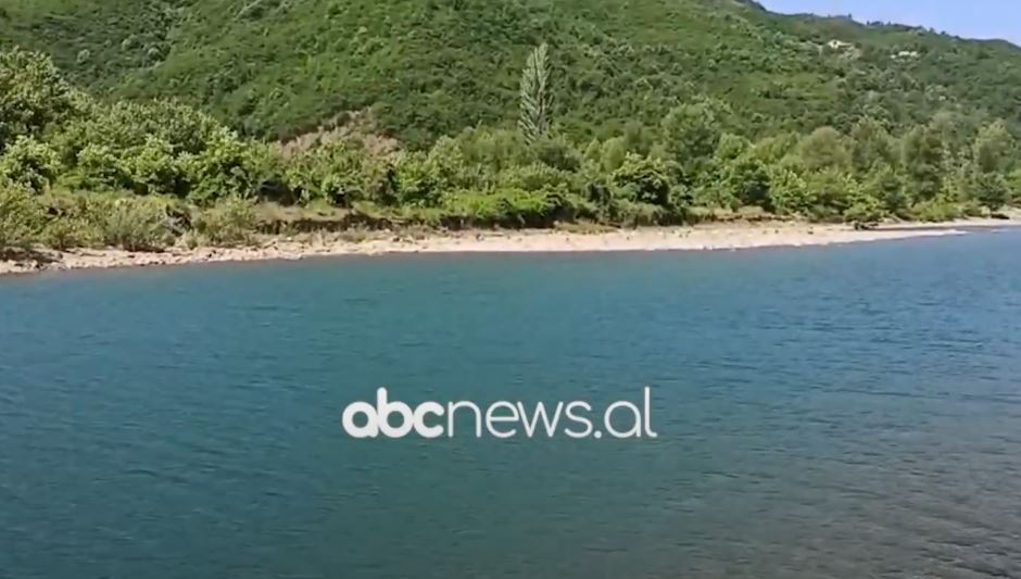 Skuraj  destinacion për verën  Turistë të huaj e vendas shijojnë natyrën dhe ushqimin tradicional