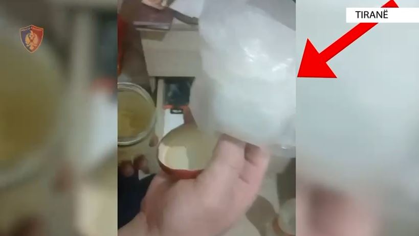 Shiste kokainë në doza, arrestohet 25 vjeçari në Tiranë. I dënuar më parë për heqje të paligjshme të lirisë