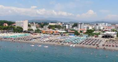 Hyri në det për t’u larë, humb jetën 81-vjeçari në Velipojë