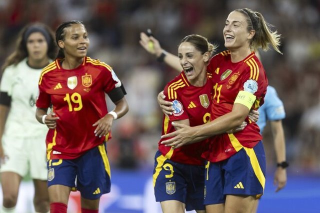 Shkëlqejnë “furitë e kuqe”/ Spanja konfirmon forcën në Europian, mund 6-2 Belgjikën