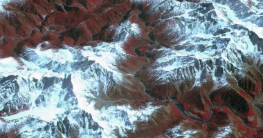 Kina fillon ndërtimin e digës më të madhe në botë, duke shkaktuar frikë në Indi