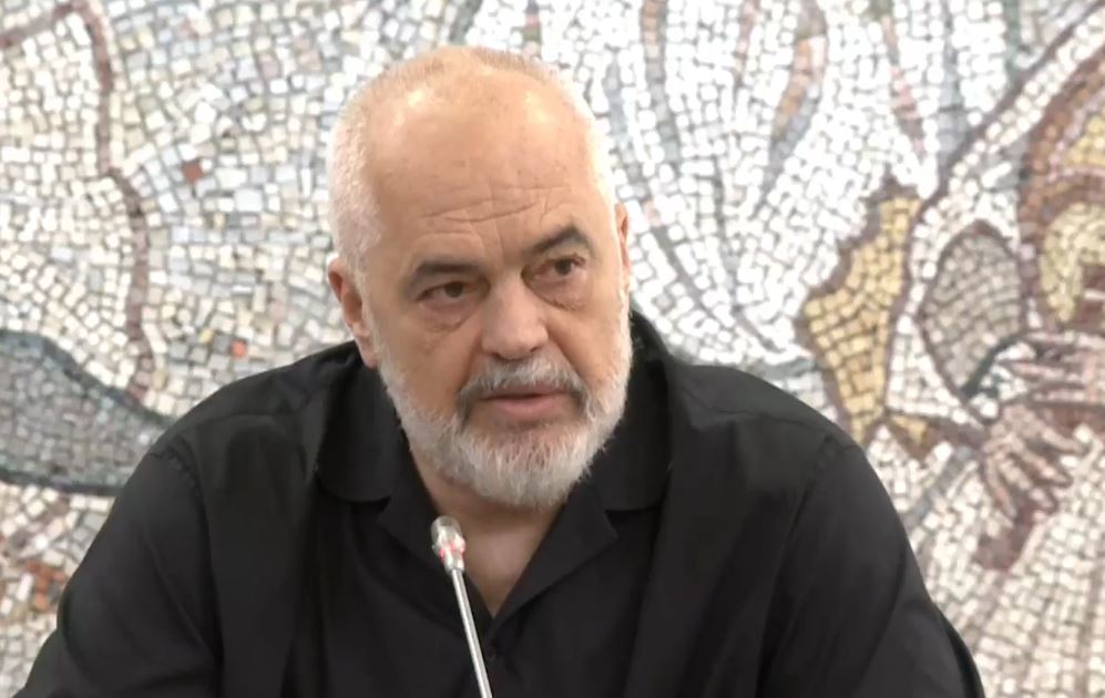 Lirimi i hapësirave publike/ Rama: Jo e lehtë, por e pandalshme. Do duhet të bëjmë akt normativ për territorin