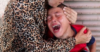 Sulmi ajror izraelit vret 10 fëmijë pranë një qendre mjekësore në Gazë