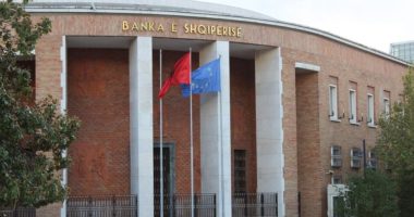 Kreditë në lekë bëhen më të lira/ Sejko: Norma bazë e interesit ulet në 2.5%