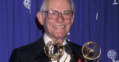 Shuhet legjenda e muzikës filmike/ Alan Bergman ndërron jetë në moshën 99-vjeçare në Los Angeles