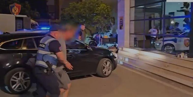 Shkaktoi aksidentin me dy të vdekur/ Arrestohet 40-vjeçari në Tiranë, i dënuar me 7 vjet burg