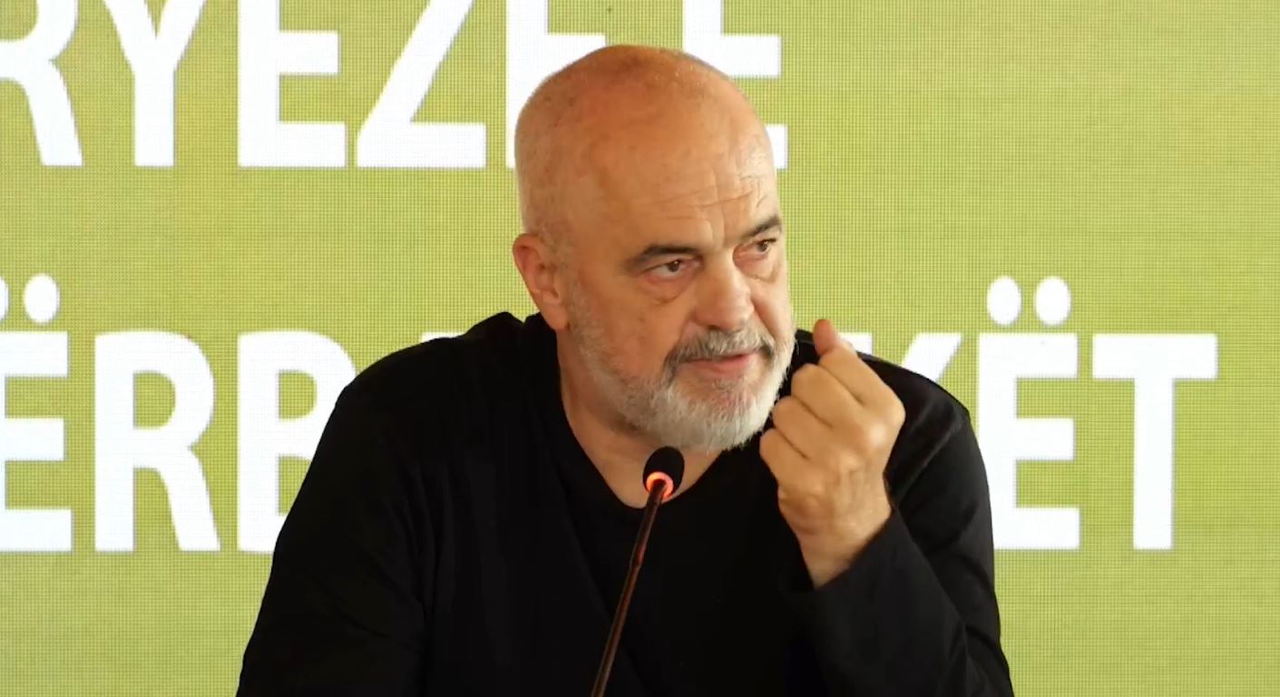 Bujqësia dhe zhvillimi rural/ Rama jep porositë: Bashkitë të legalizojnë të gjitha strukturat prodhuese