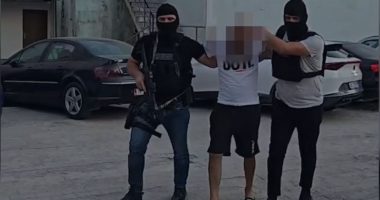 Në kërkim për trafik droge/ Pranga 36-vjeçarit në Durrës, pritet ekstradimi drejt Italisë