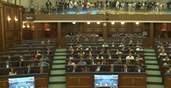 Kosovë, Kuvendi dështon të konstituohet brenda afatit të përcaktuar nga Gjykata Kushtetuese